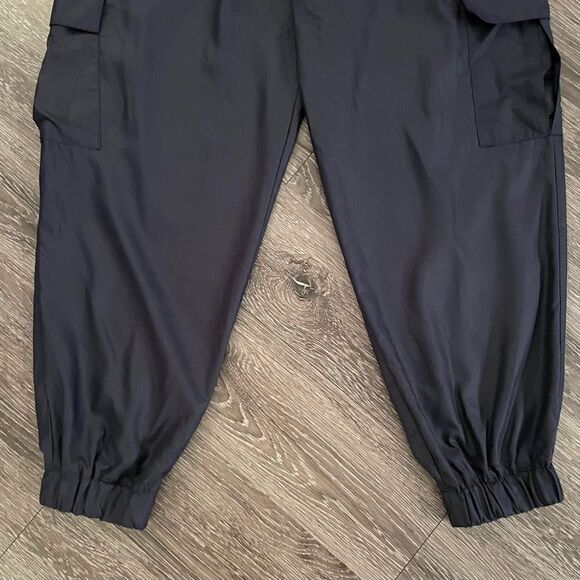 Green cloud LAB Joggers - Picture 4 of 6